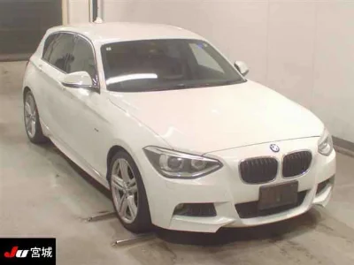 BMW 1 SERIES