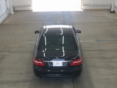 MERCEDES BENZ E CLASS