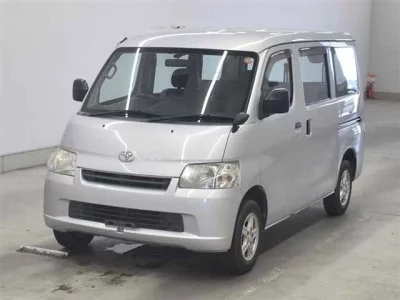 TOYOTA TOWN ACE VAN