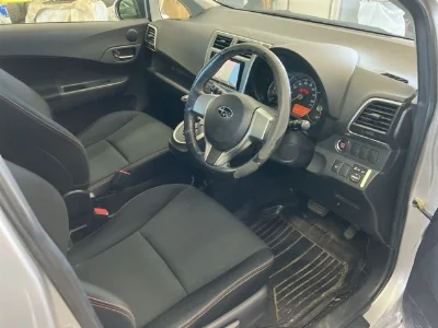 SUBARU TREZIA