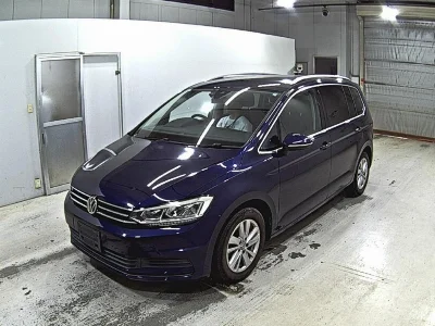 VOLKSWAGEN GOLF TOURAN