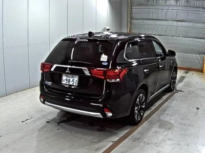 MITSUBISHI OUTLANDER PHEV