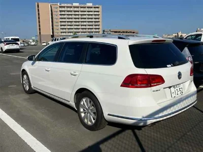 VOLKSWAGEN PASSAT VARIANT