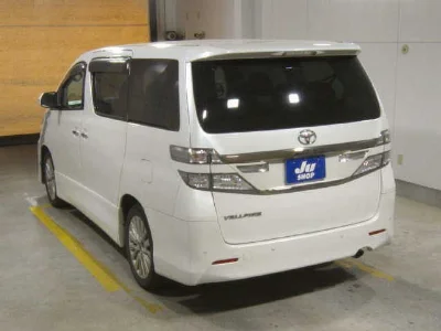 TOYOTA VELLFIRE