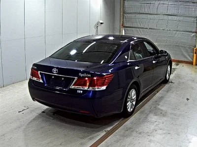 TOYOTA CROWN HYBRID