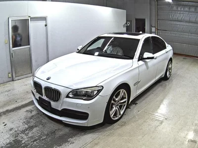 BMW 7 SERIES