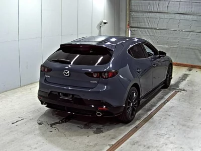 MAZDA MAZDA3 FASTBACK