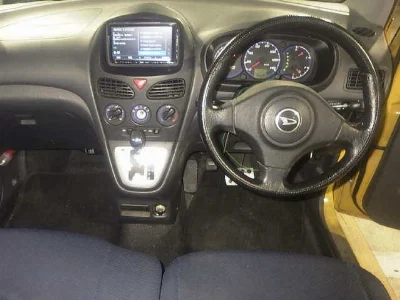 DAIHATSU MAX