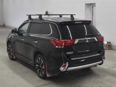 MITSUBISHI OUTLANDER PHEV