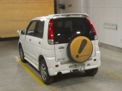 DAIHATSU TERIOS KID
