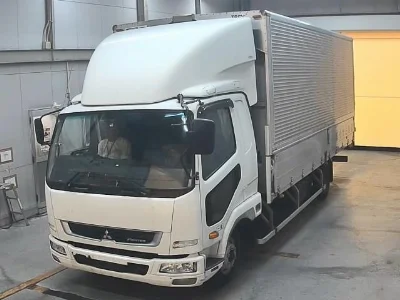 MITSUBISHI FUSO FIGHTER