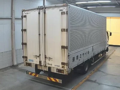 MITSUBISHI FUSO FIGHTER