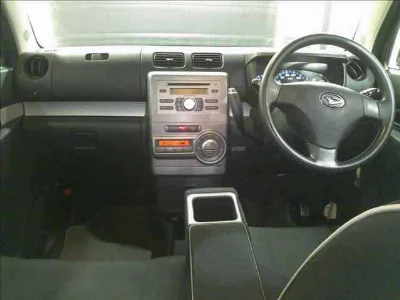 DAIHATSU MOVE CONTE