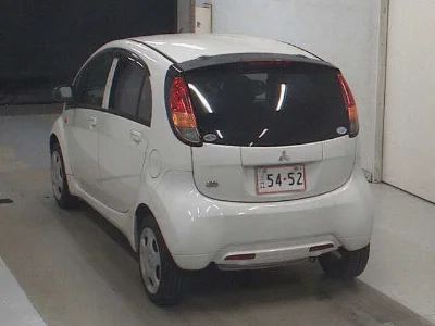 MITSUBISHI I
