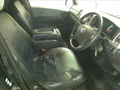 TOYOTA REGIUS VAN