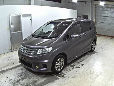 HONDA FREED SPIKE