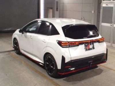 NISSAN AURA