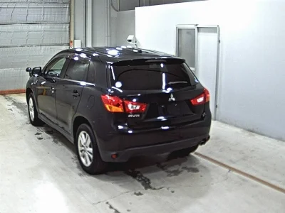 MITSUBISHI RVR