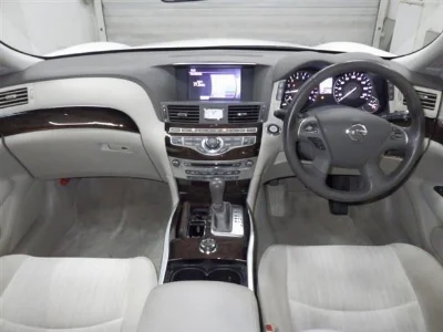NISSAN FUGA