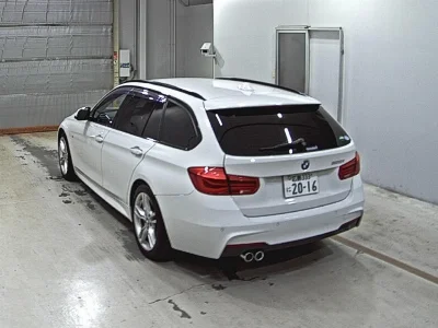 BMW 3 SERIES