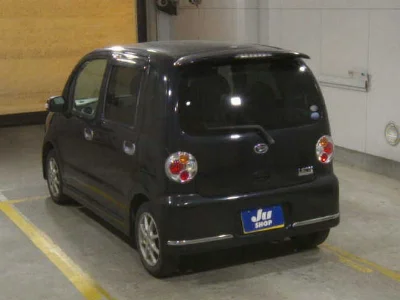 DAIHATSU MOVE LATTE