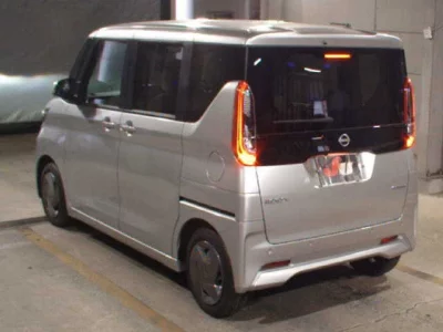 NISSAN ROOX
