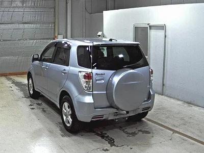 TOYOTA RUSH