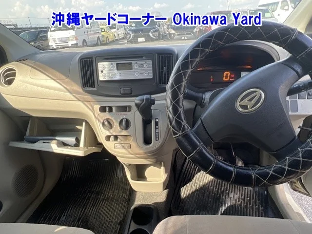 Daihatsu Mira e:S  с аукциона в Японии