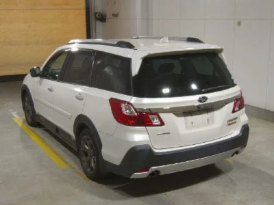 SUBARU EXIGA CROSSOVER 7