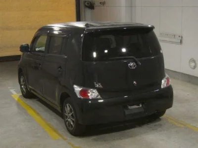TOYOTA BB