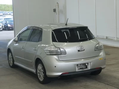 TOYOTA BLADE