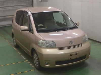 TOYOTA PORTE