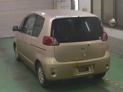 TOYOTA PORTE