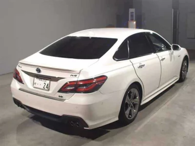TOYOTA CROWN