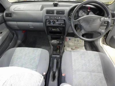 TOYOTA STARLET