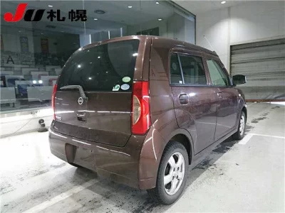 NISSAN PINO