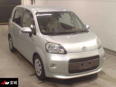 TOYOTA PORTE