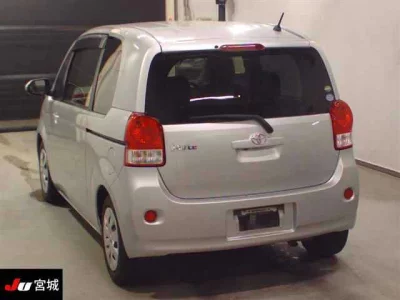 TOYOTA PORTE