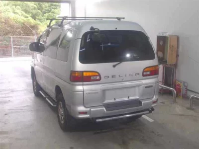 MITSUBISHI DELICA SPACE GEAR