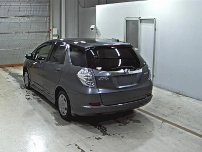 HONDA FIT SHUTTLE HYBRID