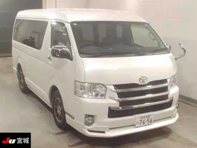 TOYOTA HIACE WAGON