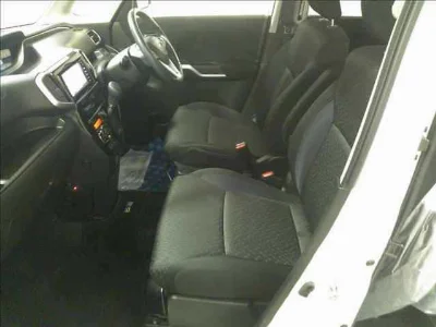 MITSUBISHI DELICA D:2