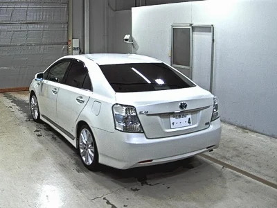 TOYOTA SAI