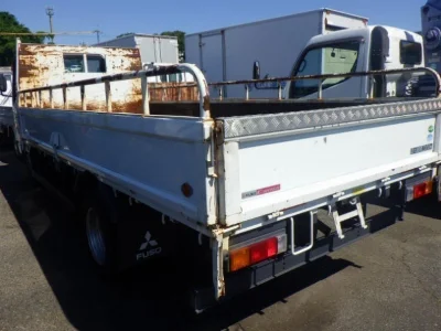 MITSUBISHI CANTER
