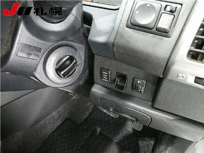 NISSAN WINGROAD