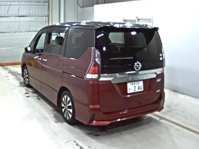 NISSAN SERENA