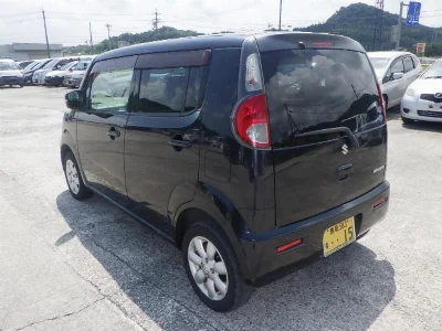 SUZUKI MRWAGON