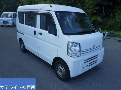 MITSUBISHI MINICAB