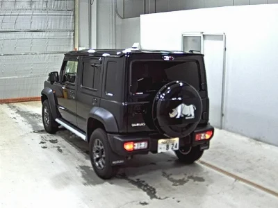 SUZUKI JIMNY NOMADE