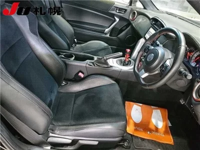 TOYOTA 86